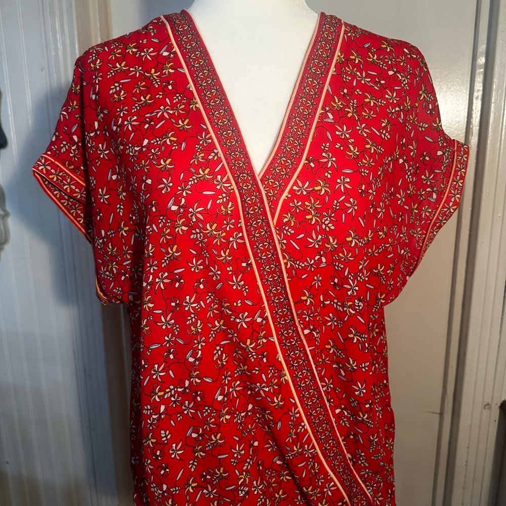 Max Studio Red Floral V-Neck Blouse